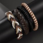 Este set de pulseras vintage es todo lo que necesitas para elevar tu look al instante.