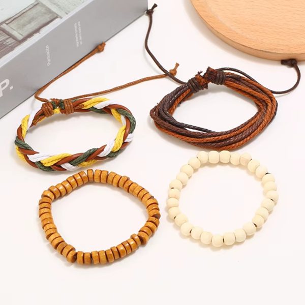 Luce tu estilo único con nuestra Pulsera Artesanal Boho!