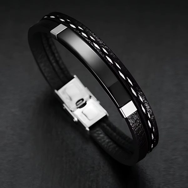 Presentamos nuestra pulsera moderna de cuero con detalles metálicos, disponible en negro clásico y platado elegante — perfecta para quienes buscan un accesorio que combine sofisticación con actitud.