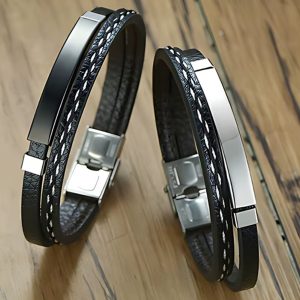 Presentamos nuestra pulsera moderna de cuero con detalles metálicos, disponible en negro clásico y platado elegante — perfecta para quienes buscan un accesorio que combine sofisticación con actitud.