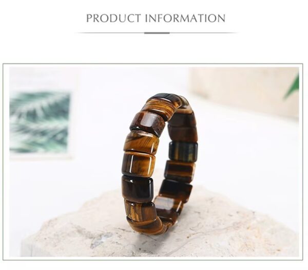 El Brazalete Trascendental rompe con lo convencional: hemos sustituido las esferas comunes por un diseño de bloques rectangulares pulidos, creando una estructura arquitectónica que proyecta una imagen de solidez, orden y sofisticación absoluta.