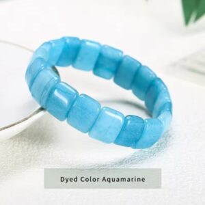 BRAZALETES PIEDRAS NATURALES CUADRADAS9 El Brazalete Trascendental rompe con lo convencional: hemos sustituido las esferas comunes por un diseño de bloques rectangulares pulidos, creando una estructura arquitectónica que proyecta una imagen de solidez, orden y sofisticación absoluta.