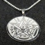 COLLAR ESCUDO DIVINO TETRAGRÁMATON
