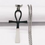 El Collar Ankh Eternal está inspirado en uno de los símbolos más poderosos de la historia: la cruz egipcia de la vida, conocida como Ankh. Este emblema ha sido asociado durante siglos con la eternidad, la energía vital y el poder espiritual.