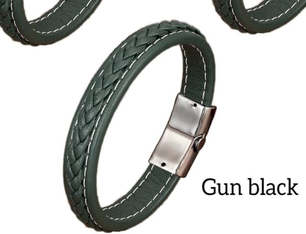 NUEVA PULSERA DE CUERO PREMIUM Eleva tu estilo con esta pulsera de cuero trenzado de alta calidad, diseñada para quienes quieren destacar con un accesorio moderno, elegante y lleno de personalidad