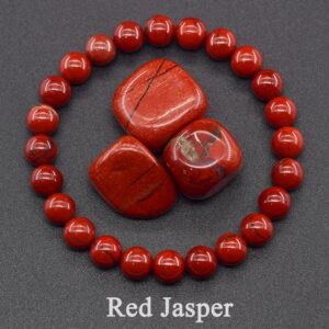 El jaspe rojo es una piedra natural reconocida desde la antigüedad por simbolizar valor, estabilidad y vitalidad. Muchas culturas la consideraban una piedra de protección y energía, ideal para personas decididas que quieren avanzar con seguridad hacia sus metas.