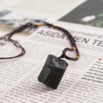 No es solo un collar… es tu escudo energético diario. Este poderoso collar de Turmalina Negra combina estilo, minimalismo y significado en una sola pieza que transforma tu presencia.