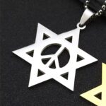 Collar de acero inoxidable con escudo de estrella de David para hombres y mujeres, collar con colgante de hexagrama de Color plateado,