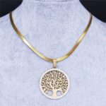 Este impresionante collar con diseño de Árbol de la Vida es mucho más que una joya… es un símbolo de crecimiento, conexión y energía positiva