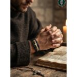 PULSERA CRUZ TITÁN”-ESTILO CON PODER Y FE