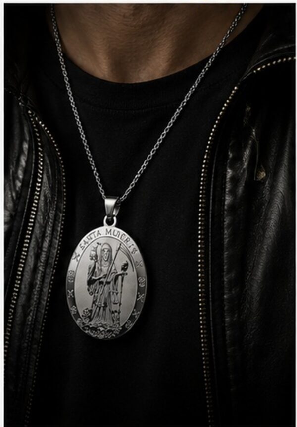 Collar Santa Muerte: Guardiana del Destino