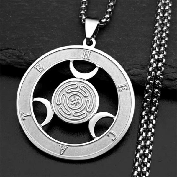 COLLAR AMULETO HÉCATE EL LABERINTO DE LA NOCHE1