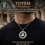 COLLAR AMULETO HÉCATE EL LABERINTO DE LA NOCHE1