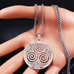 COLLAR TRISKELION EL VÓRTICE DE ODÍN